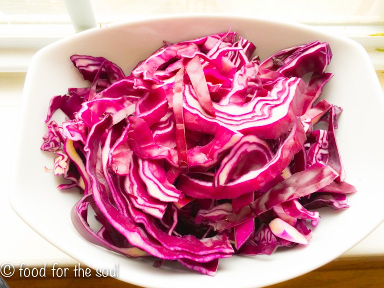 https://foodforthesoul00.com/wp-content/uploads/2017/03/redcabbagepickle-5514.jpg